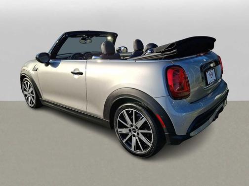Melting Silver III Metallic 2024 MINI Convertible Cooper S