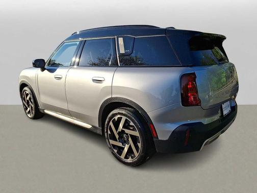 Melting Silver III Metallic 2026 MINI Countryman Cooper S ALL4