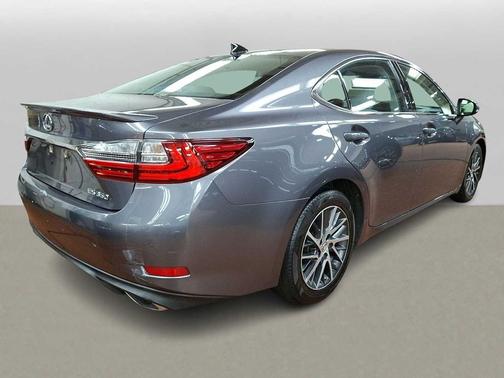 2017 Lexus ES 350 Base