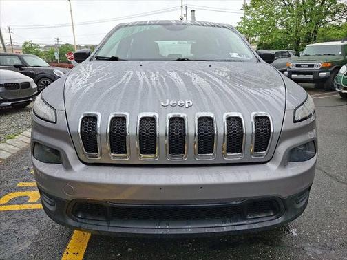 2015 Jeep Cherokee Sport