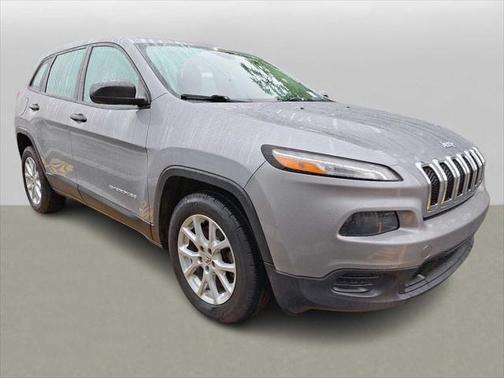 2015 Jeep Cherokee Sport