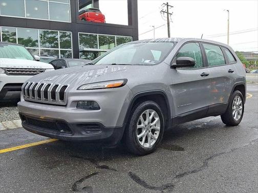 2015 Jeep Cherokee Sport