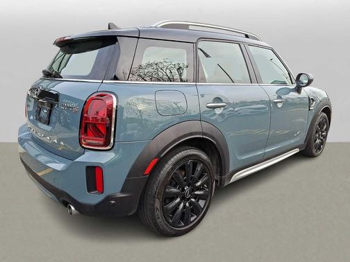Sage Green Metallic 2024 MINI Countryman Cooper S ALL4