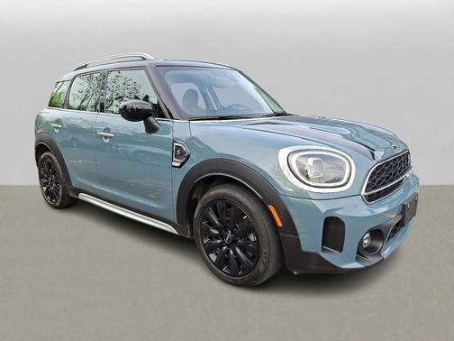 Sage Green Metallic 2024 MINI Countryman Cooper S ALL4