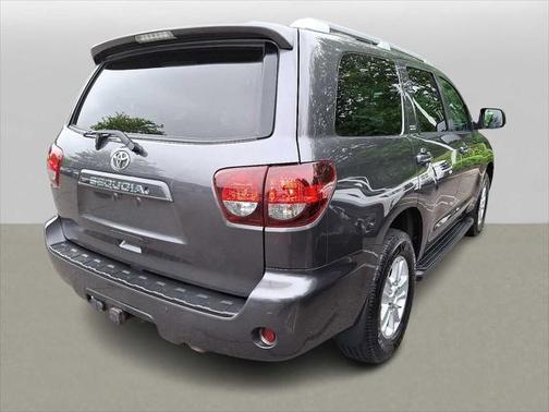 2019 Toyota Sequoia SR5