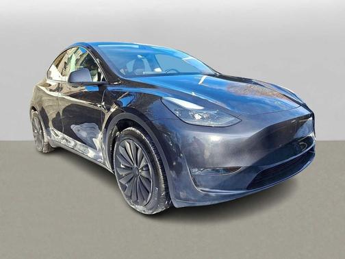 2024 Tesla Model Y Long Range Dual Motor All-Wheel Drive
