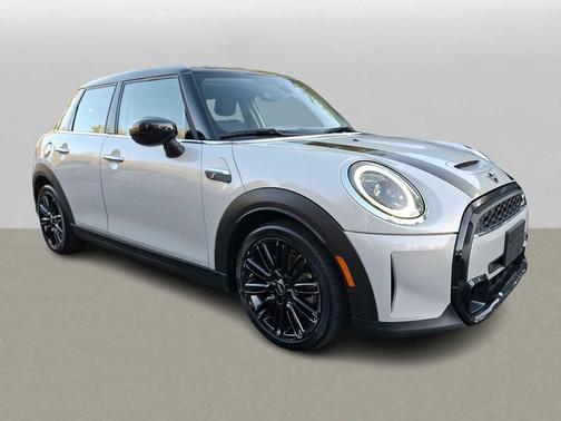 2023 MINI Hardtop Cooper S