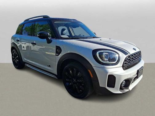 Nanuq White Metallic 2023 MINI Countryman Cooper S ALL4