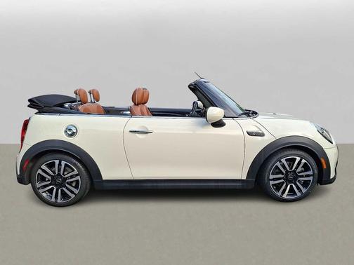 Pepper White 2022 MINI Convertible Cooper S
