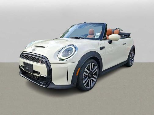 Pepper White 2022 MINI Convertible Cooper S