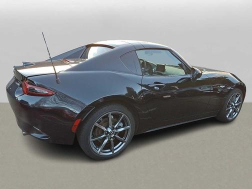 2022 Mazda MX-5 Miata RF Grand Touring