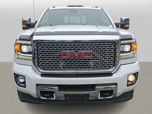 2016 GMC Sierra 2500 Denali