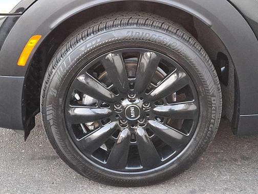 Midnight Black II 2024 MINI Countryman Cooper S ALL4