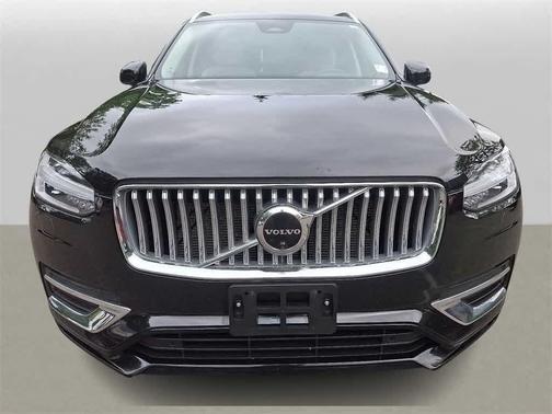 2023 Volvo XC90 B6 Plus 6-Seater