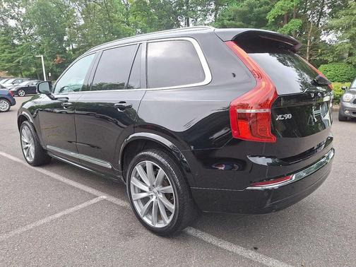 2023 Volvo XC90 B6 Plus 6-Seater