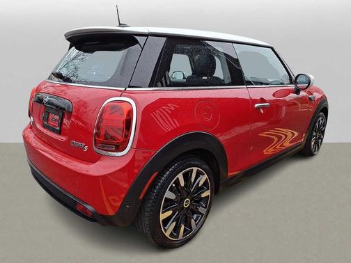 2024 MINI Hardtop Cooper S