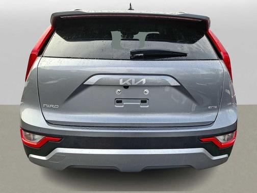 2023 Kia Niro EX