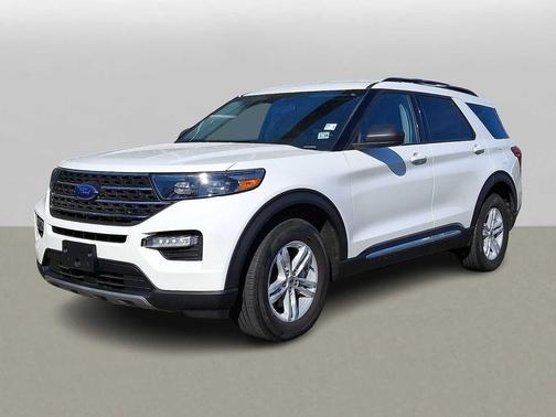 STAR WHITE MET TRI-COAT 2022 Ford Explorer XLT