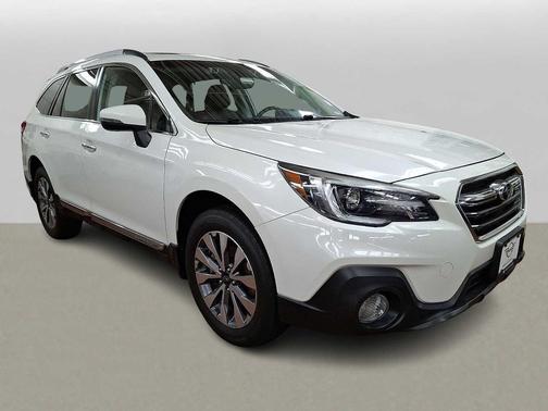 2019 Subaru Outback 2.5i Touring