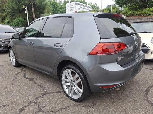 2017 Volkswagen Golf TSI SE 4-Door