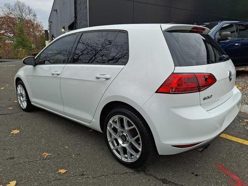 2016 Volkswagen Golf TSI S 4-Door