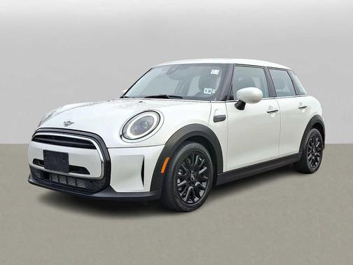 2023 MINI Hardtop Cooper