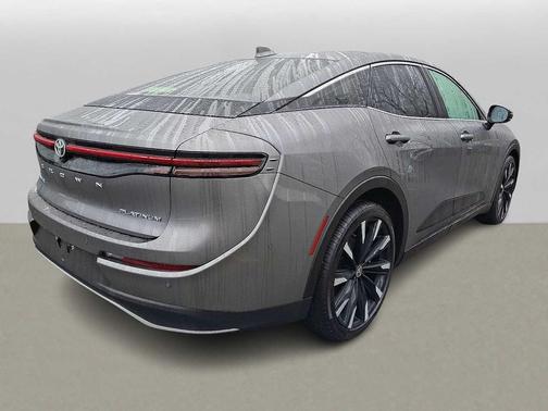 2024 Toyota Crown Platinum