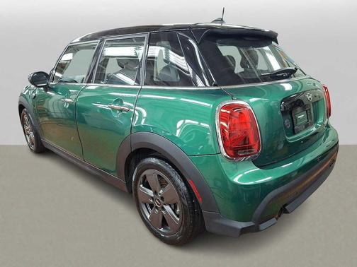 2023 MINI Hardtop Cooper