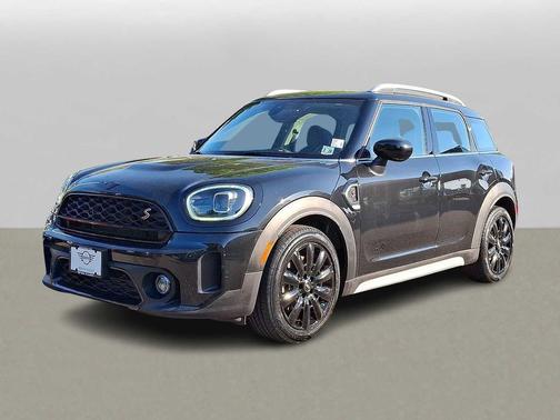 Midnight Black II 2024 MINI Countryman Cooper S ALL4