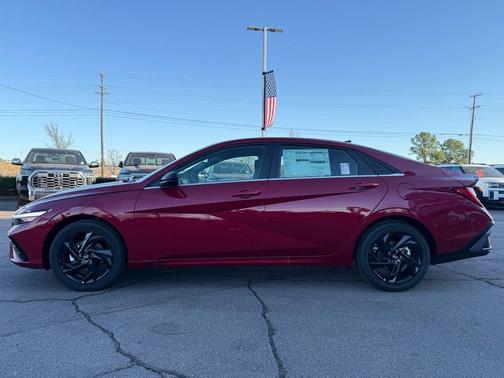 2026 Hyundai ELANTRA Sport