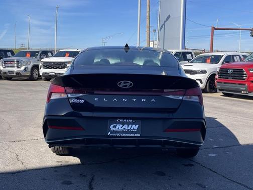 2025 Hyundai ELANTRA Sport