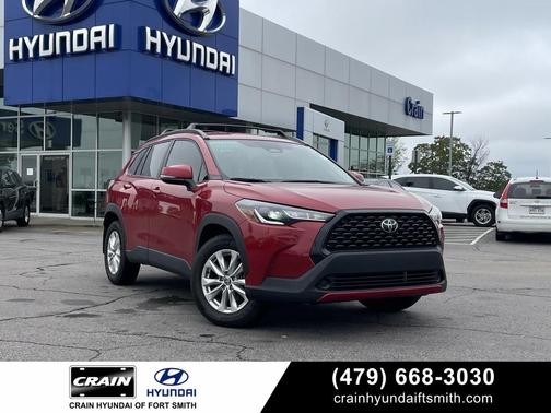 2024 Toyota Corolla Cross LE