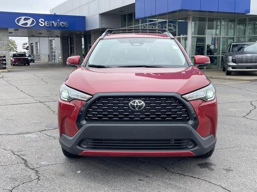 2024 Toyota Corolla Cross LE