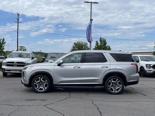 2025 Hyundai PALISADE SEL Premium