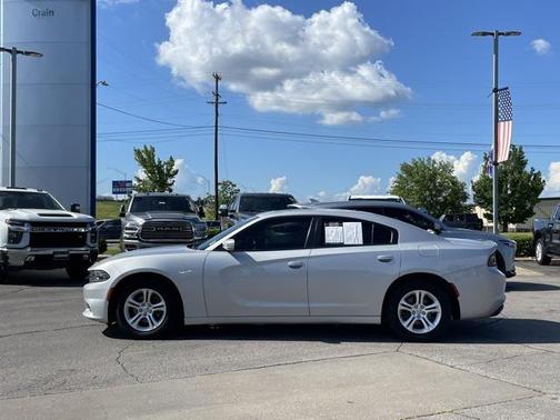 2020 Dodge Charger SXT