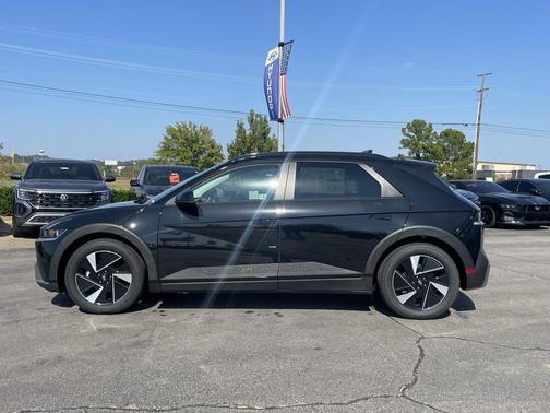 2025 Hyundai IONIQ 5 SEL