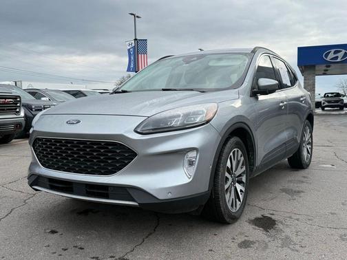 2021 Ford Escape Titanium