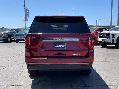 2024 GMC Yukon XL 4WD AT4
