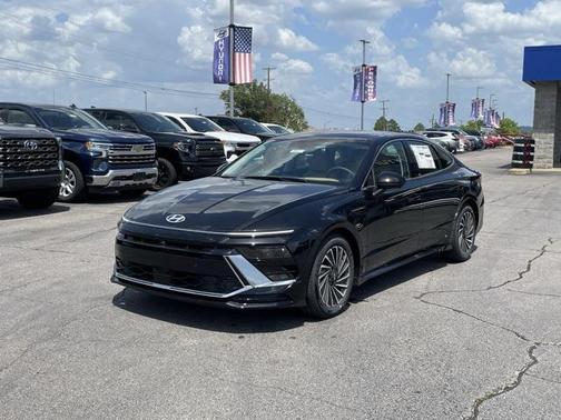 2025 Hyundai SONATA Hybrid Limited