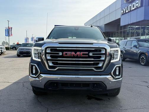 2022 GMC Sierra 1500 SLT