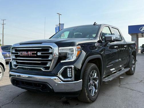 2022 GMC Sierra 1500 SLT