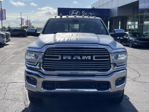 2021 RAM 3500 Laramie Crew Cab 4x4 8' Box