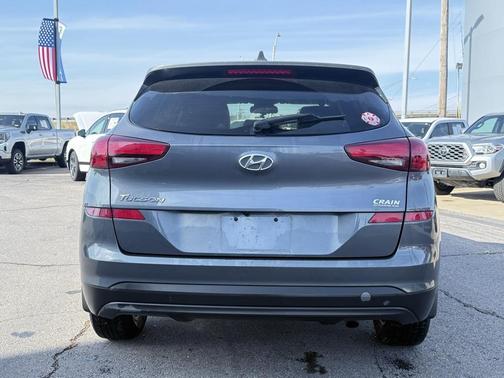 2021 Hyundai TUCSON SE
