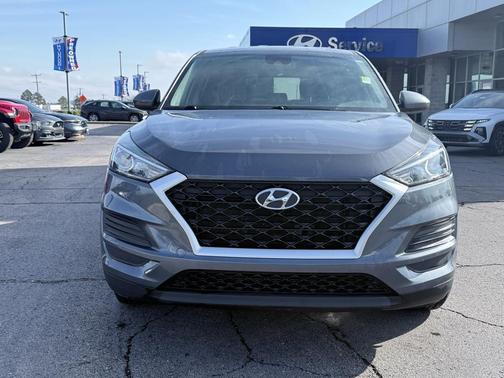 2021 Hyundai TUCSON SE