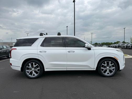 White 2021 Hyundai PALISADE Limited