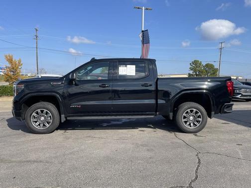 2024 GMC Sierra 1500 AT4