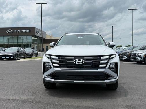 White Pearl 2026 Hyundai TUCSON SEL