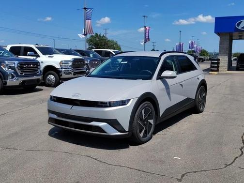 2025 Hyundai IONIQ 5 SEL