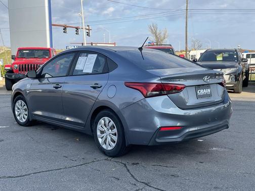2020 Hyundai Accent SE