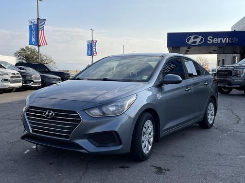 2020 Hyundai Accent SE